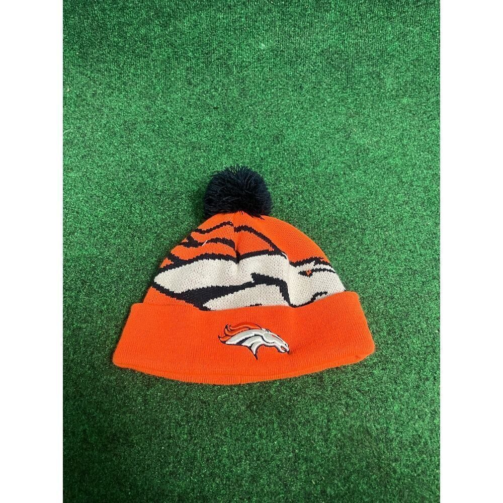 Denver Broncos New Era Beanie Skully Touque OSFA w/ pom pom Unisex NFL